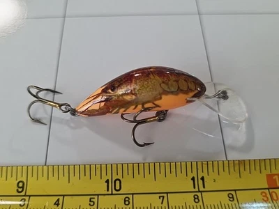SEÑUELO DE PESCA FLOTANTE SALMO POLLAND HORNET 4 CRAWDAD Foto 1 de 4