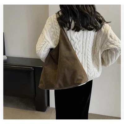 Bolso de hombro grande vegano de gamuza sintética de moda para mujer versátil verde cubo Foto 1 de 4