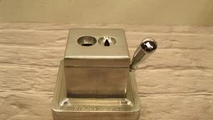 Escritorio cromado Mid Century 2013 Firtshand Intl.  Cortador de cigarros de mesa doble - Imagen 1 de 8