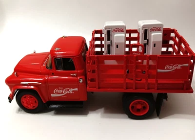 Ertl Coca Cola 1957 Stake Truck w/Vending Machines and Dolly - Image 1 of 4