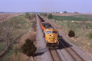 GH Original Slide BNSF SD70MAC #8941+1 w/Coal Train - Galva IL 2010 - Picture 1 of 1