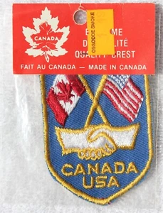 Nuevo de Lote Antiguo Banderas Canadá EE. UU. Apretón de Mano Cresta Parche Productos de Calidad Hecho en Canadá - Imagen 1 de 2