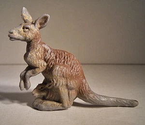 11 233 Marolin Känguru mit Jungtier im Beutel - Picture 1 of 2