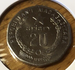 MONEDA 20 ARIARY MADAGASCAR 1999 MS-60 - Imagen 1 de 2