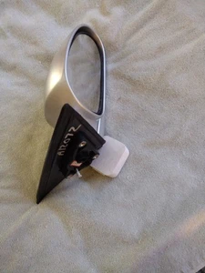 2000 Hyundai Sonata Passenger Side Mirror - Silver - Picture 1 of 4