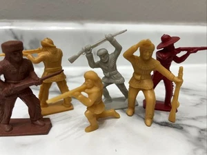 Vintage TIMMEE Pioneer FIGURES Lot Of 6- 1950'S ORIGINALS - Picture 1 of 17