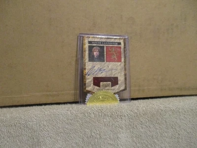 JUEGO DE TRONOS TEMPORADA 5 9 ESTUCHE INCENTIVO PETER DINKLAGE CASA BANNER AUTOMÁTICO ¡NUEVO! Foto 1 de 4