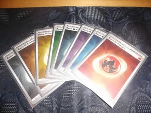 Pokémon Karten alle 8 Energie-Holos aus dem neuen Set Prismatische Entwicklungen - Bild 1 von 1