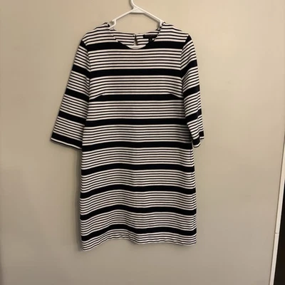 Платье миди женское Banana Republic черно-белое рукав 3/4 размер 14 б/у в отличном состоянии - Изображение 1 из 4
