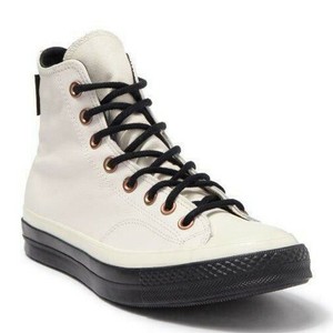 chuck taylor leather shoes