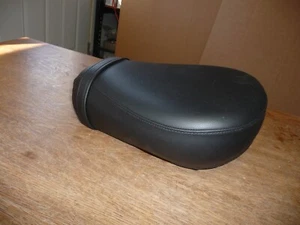 Triumph America early Speedmaster OEM Accessory Comfort passenger pillion seat - Picture 1 of 13