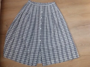 ladies skirt size 16 used - Picture 1 of 3