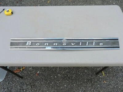 Pontiac Bonneville 1968 tapa maletero moldura panel 7735504 - buen conductor GM Foto 1 de 4