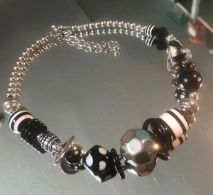 Vtg Y2K Chunky Black White & Silver Stripes Dots Funky Asymetric Beaded Necklace - Picture 1 of 10