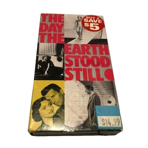 THE DAY THE EARTH STOOD STILL VHS 1991 PATRICIA NEAL, MICHAEL RENNIE UNTESTED - Foto 1 di 3