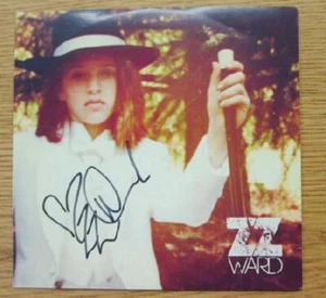 ZZ WARD GRINNIN' IN YOUR FACE PROMO 45 SIGNED AUTOGRAPH - Picture 1 of 1