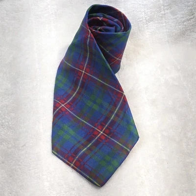 GAP Men's Classic Necktie Scottish Tartan Plaid 100% Silk Tie Preppy Festive - Image 1 of 4
