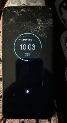 Motorola MOTO G Pure XT2163-4 (32 GB) (T-Mobile) Blue Smart Phone Cracked Glass - Image 1 of 2