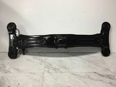 Toyota Camry ES300 95 96 Avalon 1992-96 travesaño trasero sub K cuadro submarco Foto 1 de 4