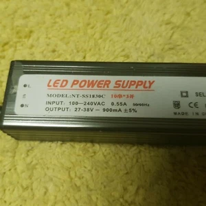 Alimentation régulée pour LED Moulé Etanche 27-38Vdc 900ma 30w IP65  - Picture 1 of 4