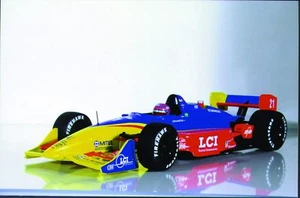1:18 Minichamps UT Models Reynard Honda #21 Tasman Motorsport Kanaan 'LCI' - Picture 1 of 2