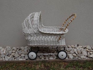90cm dolls pram