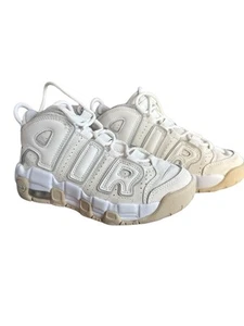 Nike Air Up-Tempo Boys Size 2 Sneaker Shoes - Picture 1 of 7