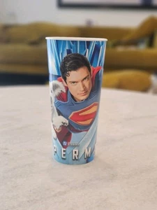 NEU Cinemark 2025 Superman Krypto 44 Unzen Tasse dicker Kunststoff IN HAND schneller Versand - Bild 1 von 4