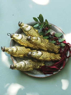 Vintage Antique Gold Glass Fish Bauble Hanging Decoration with Velvet Ribbon - Image 1 of 2