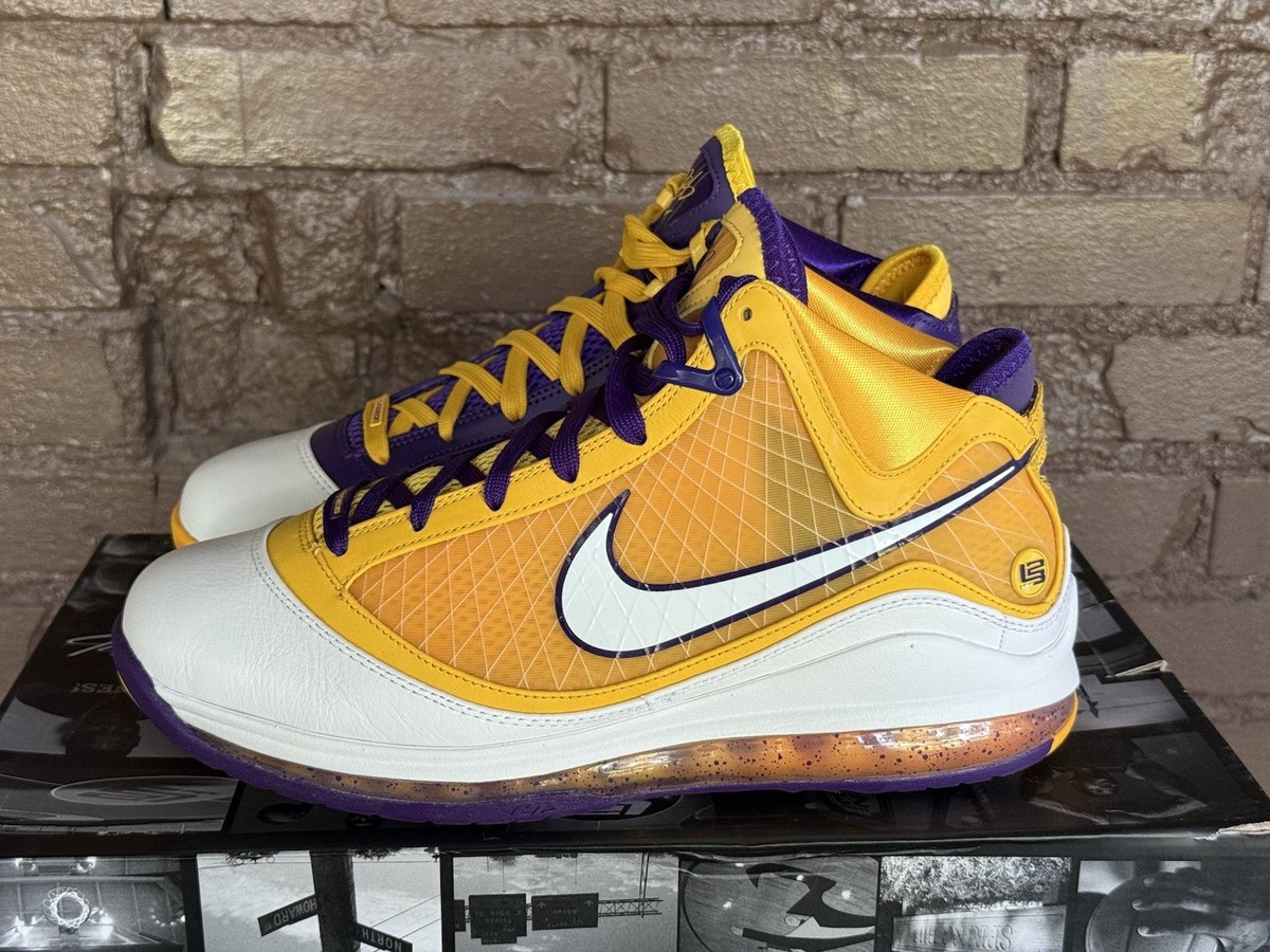 Nike LeBron 7 QS Media Day for Sale | Authenticity