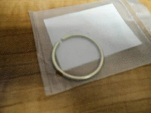 ATC250R ATC350X TRX250X TRX250R TRX300EX TRX300X TRX400EX REAR AXLE 37mm CLIP - Picture 1 of 1