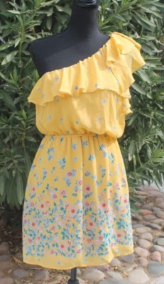 EYELASH COUTURE Yellow Dress Woman Size Medium Floral Ruffles One Shoulder NWT - Image 1 of 4