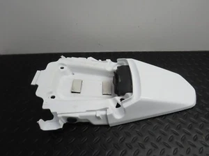 23 24 HONDA XR 150 XR 150L XR 150LE OEM FACTORY RER FENDER COWL 80100-KRH-J00ZA - Imagen 1 de 9