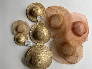 Menge 11 Puppenhüte ~ 3" - 8" quer an der Krempe 1,5" - 3" Öffnung innen; Stroh, Faser - Bild 1 von 10