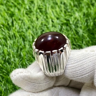 Red Yemeni Aqeeq, Akik Agate Ring, Shefat al abd Habshi Blood Color under light - Image 1 of 4