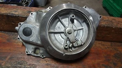 Yamaha XJ1100 1982 Maxim XJ 1100 YM273 cubierta de embrague lateral del cárter del motor Foto 1 de 4