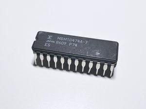 MBM10474A-7 Fujitsu ECL 4KBit Bipolar RAM 1Kx4 Memory 7ns IC Ceramic CDIP-24 - Picture 1 of 3