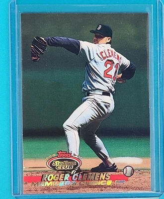 1993  Stadium Club Members Choice #748 Roger Clemens Red Sox Baseball Card K - Image 1 of 2