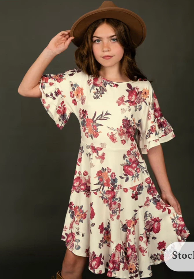 NUEVO CON ETIQUETAS Mia Joy by Joyfilm VESTIDO EMILIA EN CREMA FLORAL TALLA 7 Foto 1 de 4