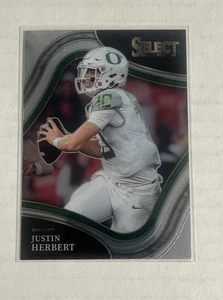 2022 Panini Select Draft Picks - Field Level #135 Justin Herbert - Oregon  - Picture 1 of 2