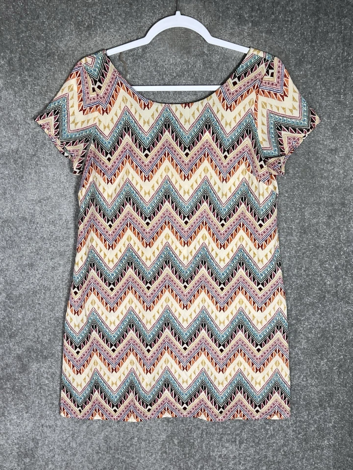 Mini Vestido Body Central Para Mujer Talla Grande Chevron Geométrico Cremallera Espalda Hecho en EE. UU. Foto 1 de 4