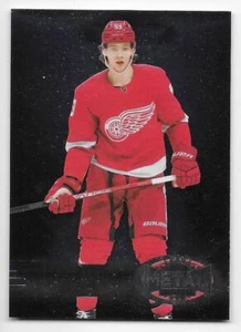 21/22 SKYBOX METAL UNIVERSE 1997-98 RETRO ROOKIES (#R1-R50) U-Pick From List - Picture 1 of 35