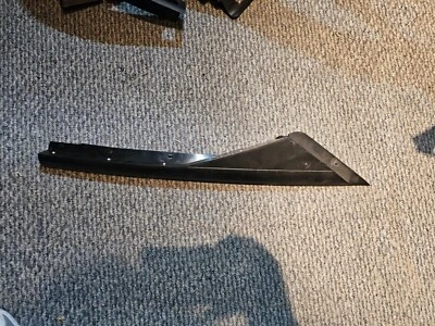 Cubierta interior del panel de moldura Chevrolet Corvette 2005-2013 Foto 1 de 4