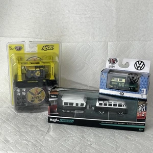 VW DIE-CAST 1960 DOUBLE CAB TRUCK USA WRECKER TOW TRUCK M2 MACHINES Volkswagen - Picture 1 of 16