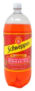 Schweppes Cranberry Raspberry Ginger Ale - Edición Invierno - 2 Litros (2,1 QT) - Imagen 1 de 2