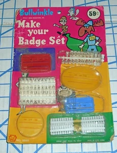 Rocky and Bullwinkle Make Your Badge Set 1970 Jay Ward Productions No.5845 - Picture 1 of 4