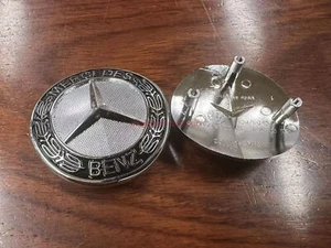 Chrome BLACK FOR W211 W221 FRONT GRILLE BADGE EMBLEM GENUINE E320 E350 S550 - Picture 1 of 5