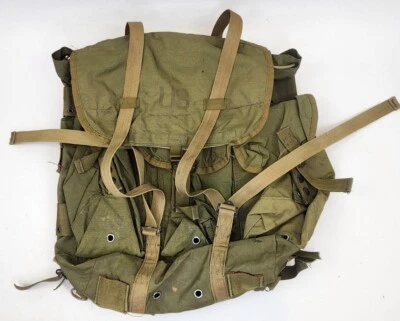 Mochila mediana de nailon verde combate paquete de campo militar de Estados Unidos sin marco paquete Alice Foto 1 de 4