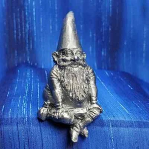 Sitting Gnome Man Pewter Figurine US Made Ray Lamb Shelf *NEW* - Picture 1 of 12