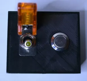 Pannello aggiuntivo mini 2 interruttori personalizzato per Apex Breakout Box con interruttore a levetta illuminato - Foto 1 di 6